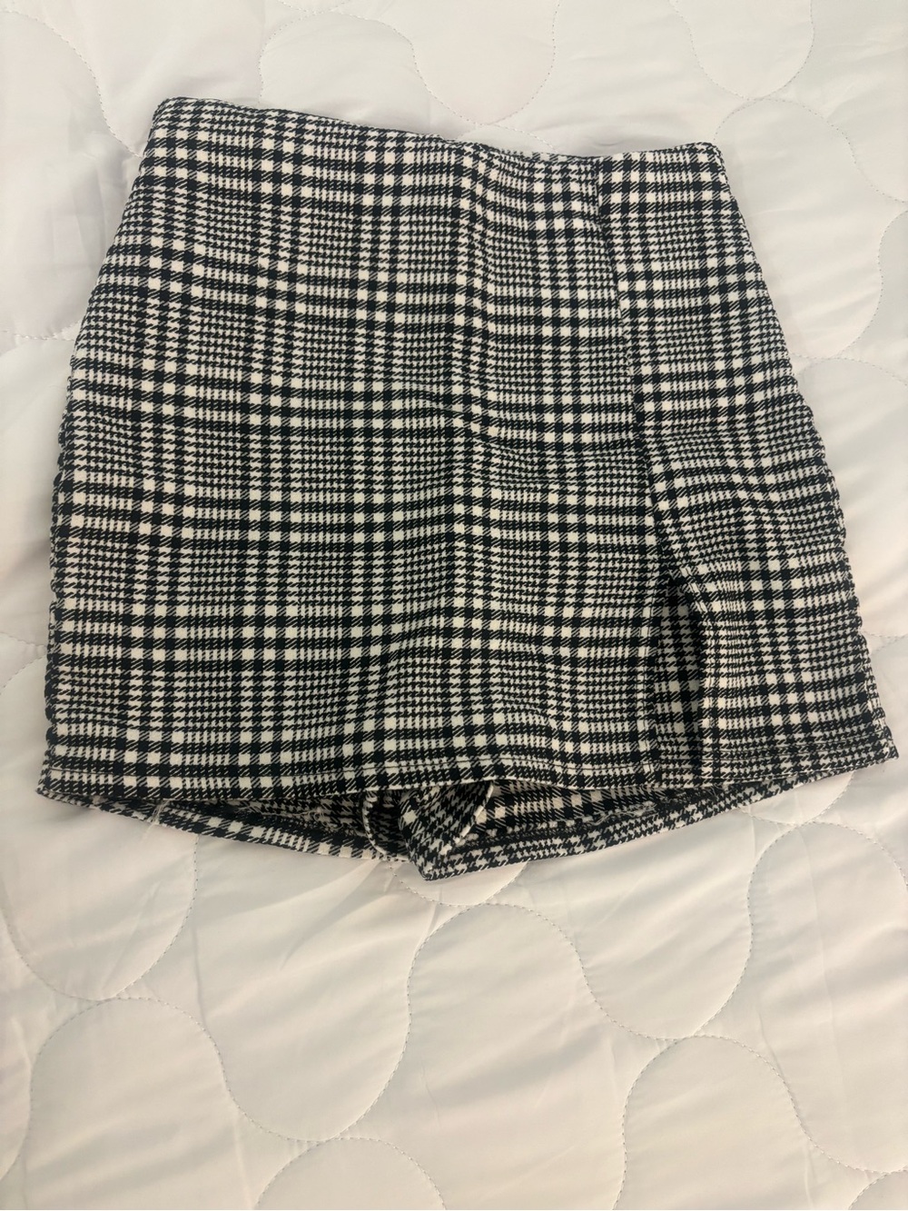 Windsor Black & White Plaid High-Waist Shorts